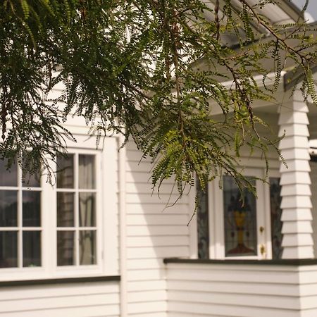 Victorian Designs - Spacious Home In Rotorua Central Exterior photo